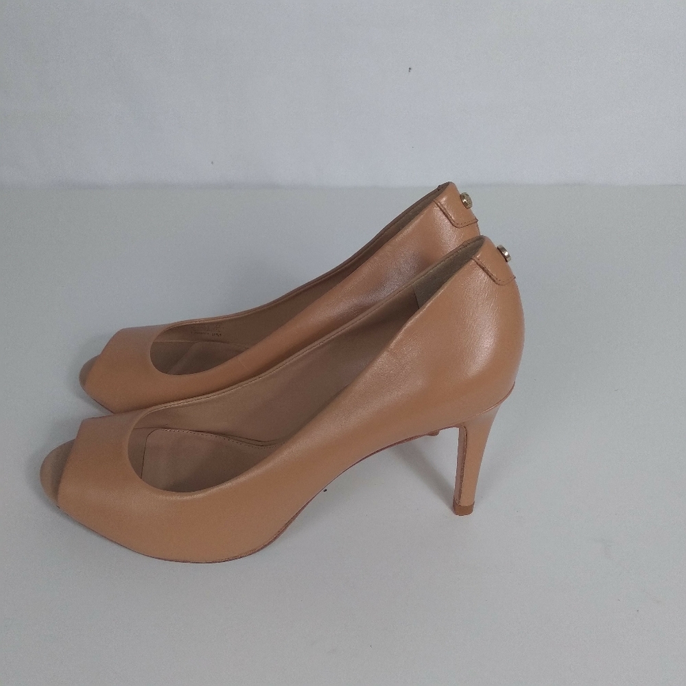 Antonio Melani tan  peep toe 3 3/4 "  heels size 8M.